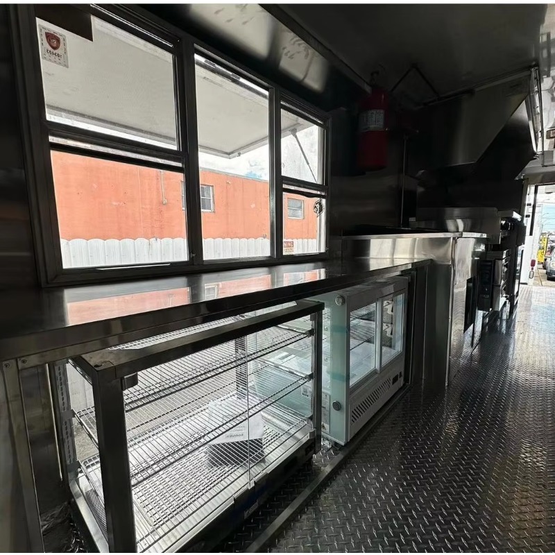 Camions de restauration mobile - Fast Food With Snacks avis et prix