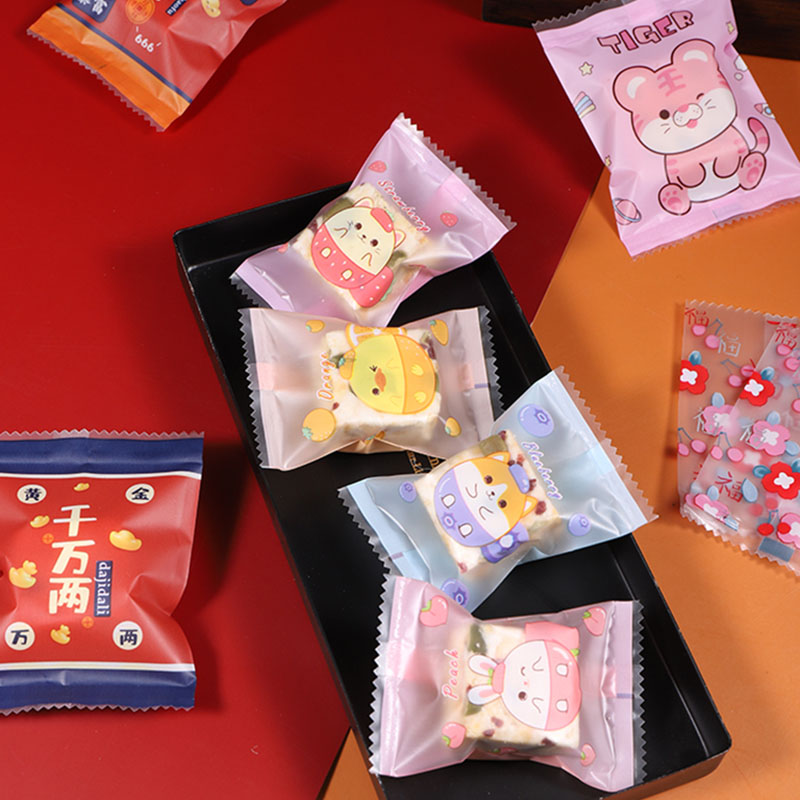 AQ rouge givré dessin animé St - Homemade Food Snacks avis et prix